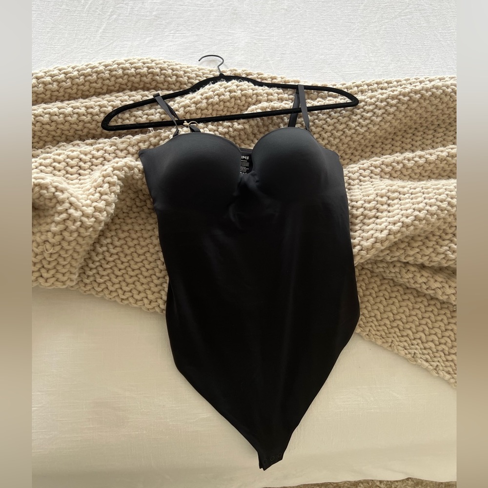 Skims contour lift straight neck bodysuit